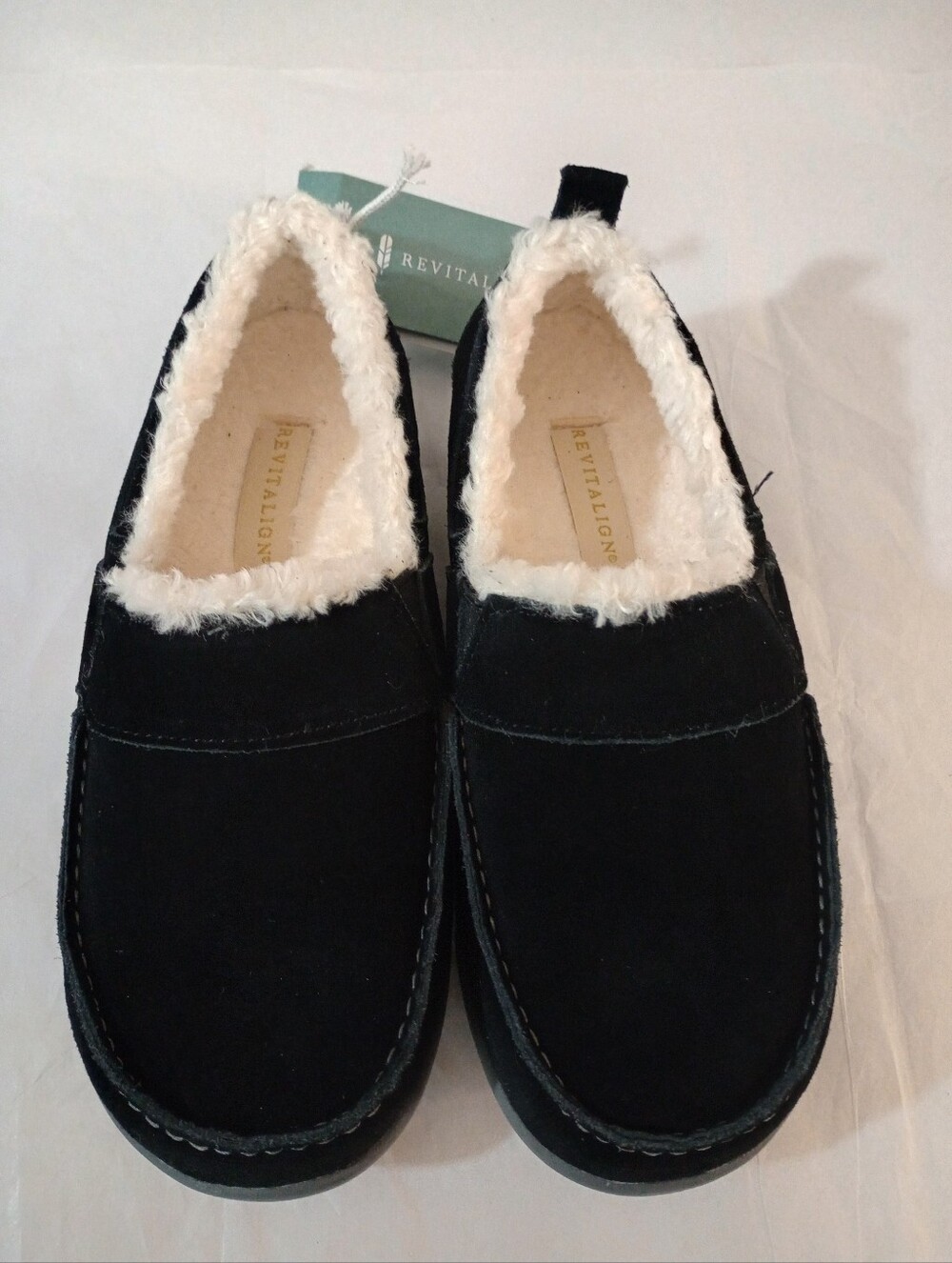 REVITALIGN Women's Black Slip-On Faux-Fur Lined Loafers